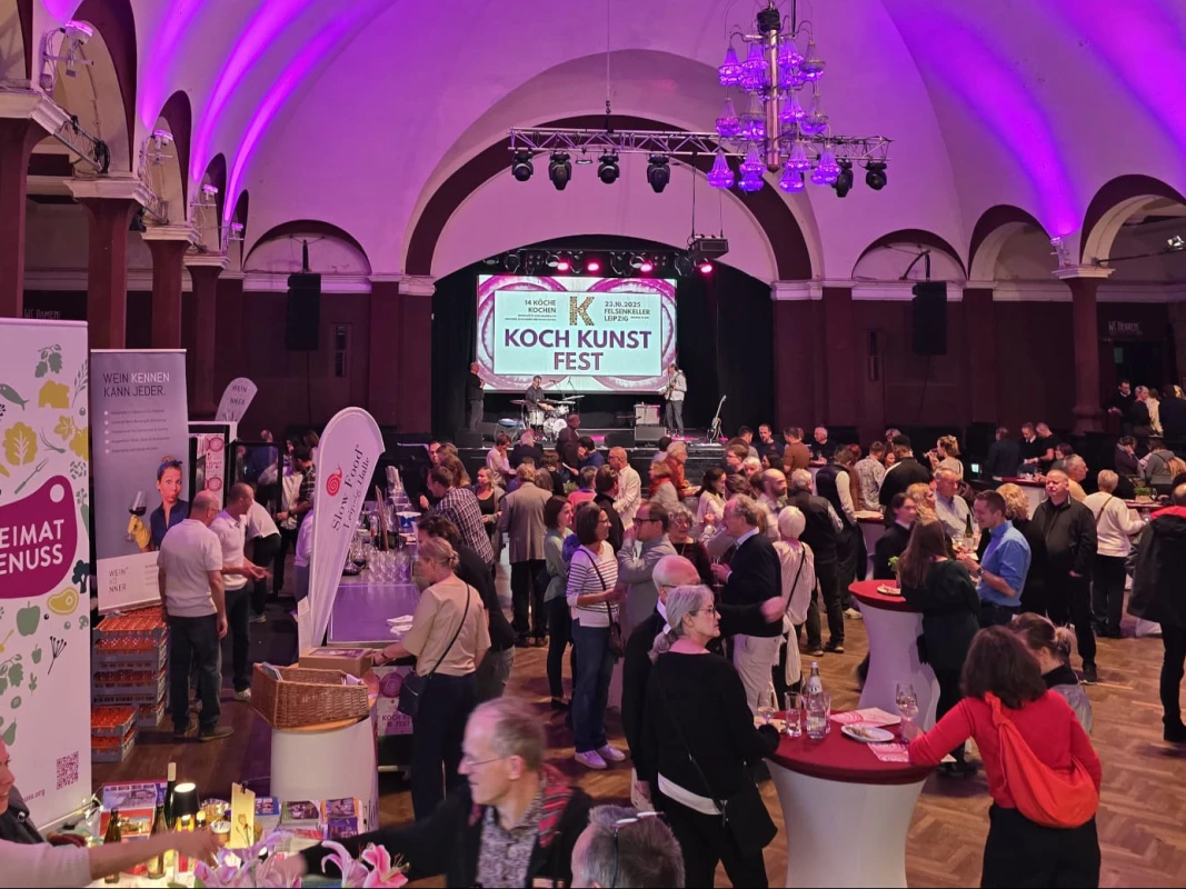 <p style="text-align:center;"><strong>Eventpaket</strong><br>„Kochevents, Konzertveranstaltungen & Stadtteilfeste“</p>