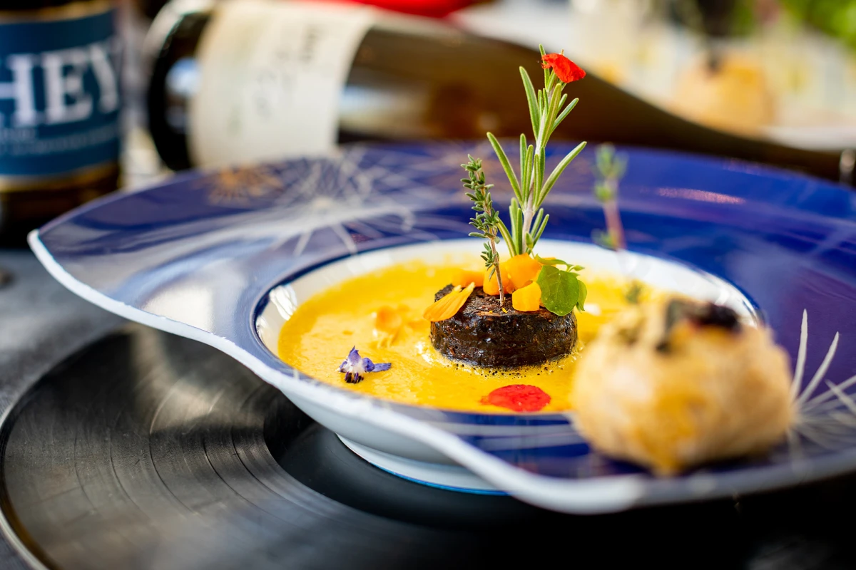 <p style="text-align:center;"><strong>Fotografie Einstiegspaket</strong><br>“Erster Eindruck“</p>