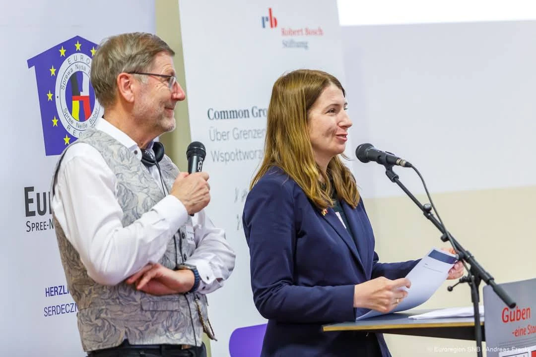 <p style="text-align:center;">Paket<br><strong>Mediation in Unternehmen </strong></p>